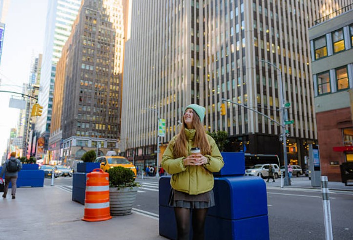 Як вибрати жіночий пуховик: фасон, наповнювач і ціна