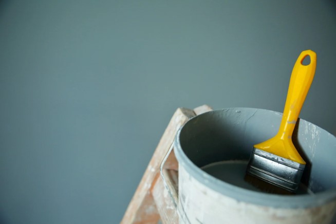 Топ-7 лакокрасочных материалов для ремонта и отделки: характеристики, области применения и преимущества